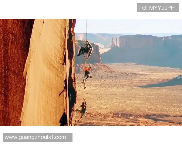 极限运动嘉年华上海攀岩队默契配合展现团队精神与竞技魅力 极限运动嘉年华上海攀岩队默契配合展现团队精神与竞技魅力