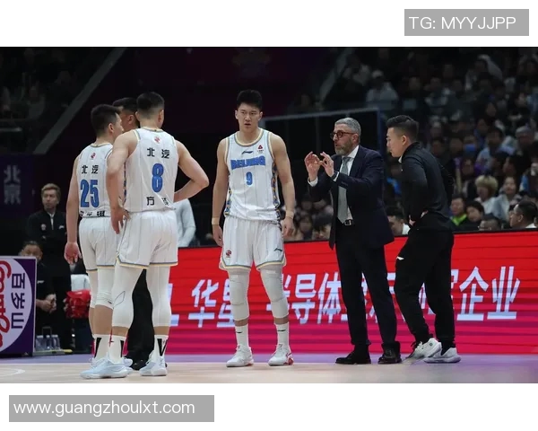 上海篮球队心理素质分析与提升策略探讨助力球队发展与竞技表现 上海篮球队心理素质分析与提升策略探讨助力球队发展与竞技表现