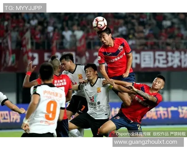 深圳足球队在足球速度排行榜中荣登第七名展现出色竞技实力